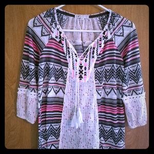 Jolt 3 quarter sleeve size small